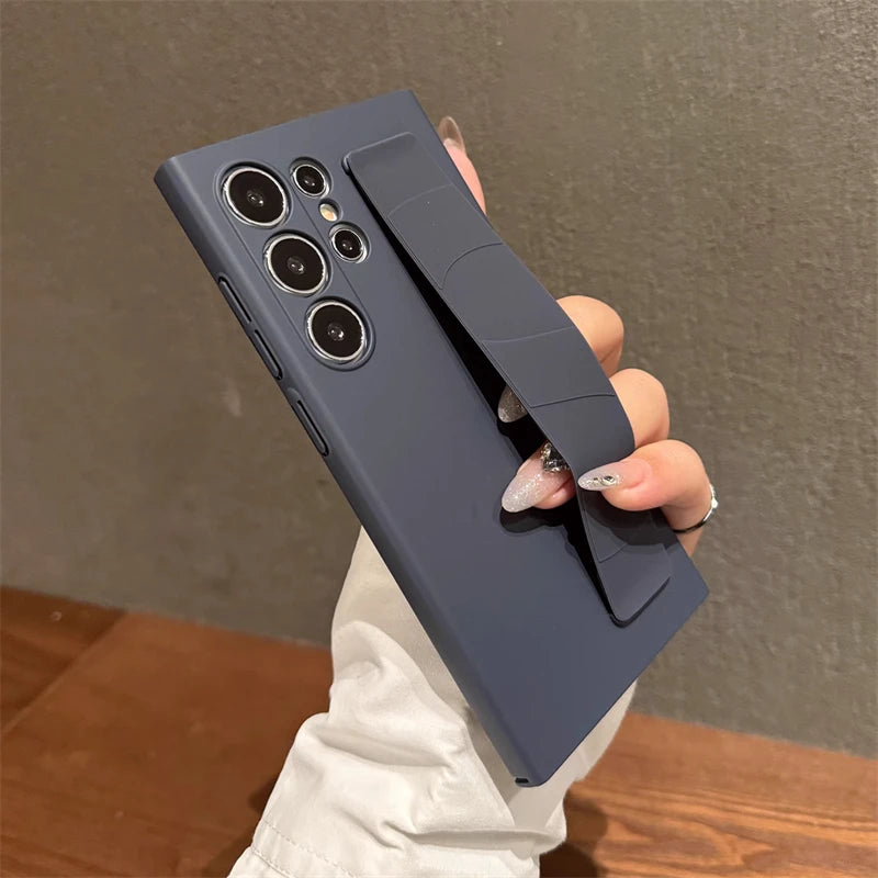 Luxury Ultra-Thin Matte Elastic Silicone Wrist Strap Shockproof Case For Samsung S25 Edge S24 S23 Ultra Plus PC Hard Clear Cover
