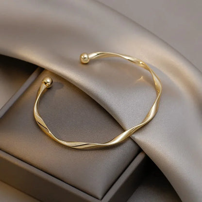 Retro Cuff Bracelet Opening Bangles for Women Minimalism Twisted Bracelets Wristband Jewelry Mom Wife Girls Birthday Gifts ﻿