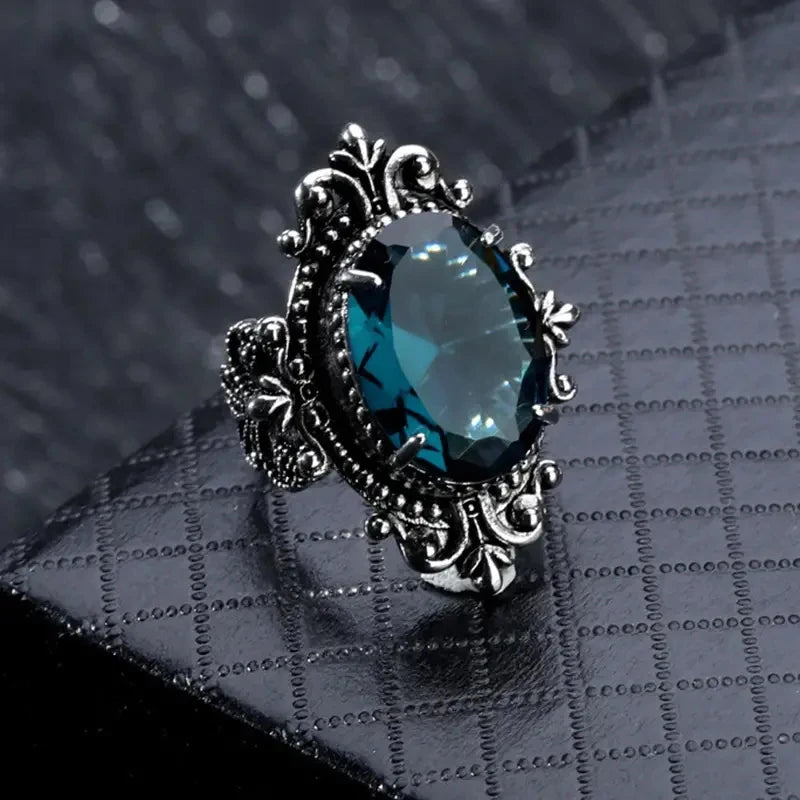 Carved Pattern Vintage Women Rings with Oval Blue CZ Stone Retro Female Rings for Party Chic Anniversary Gift New Jewelry