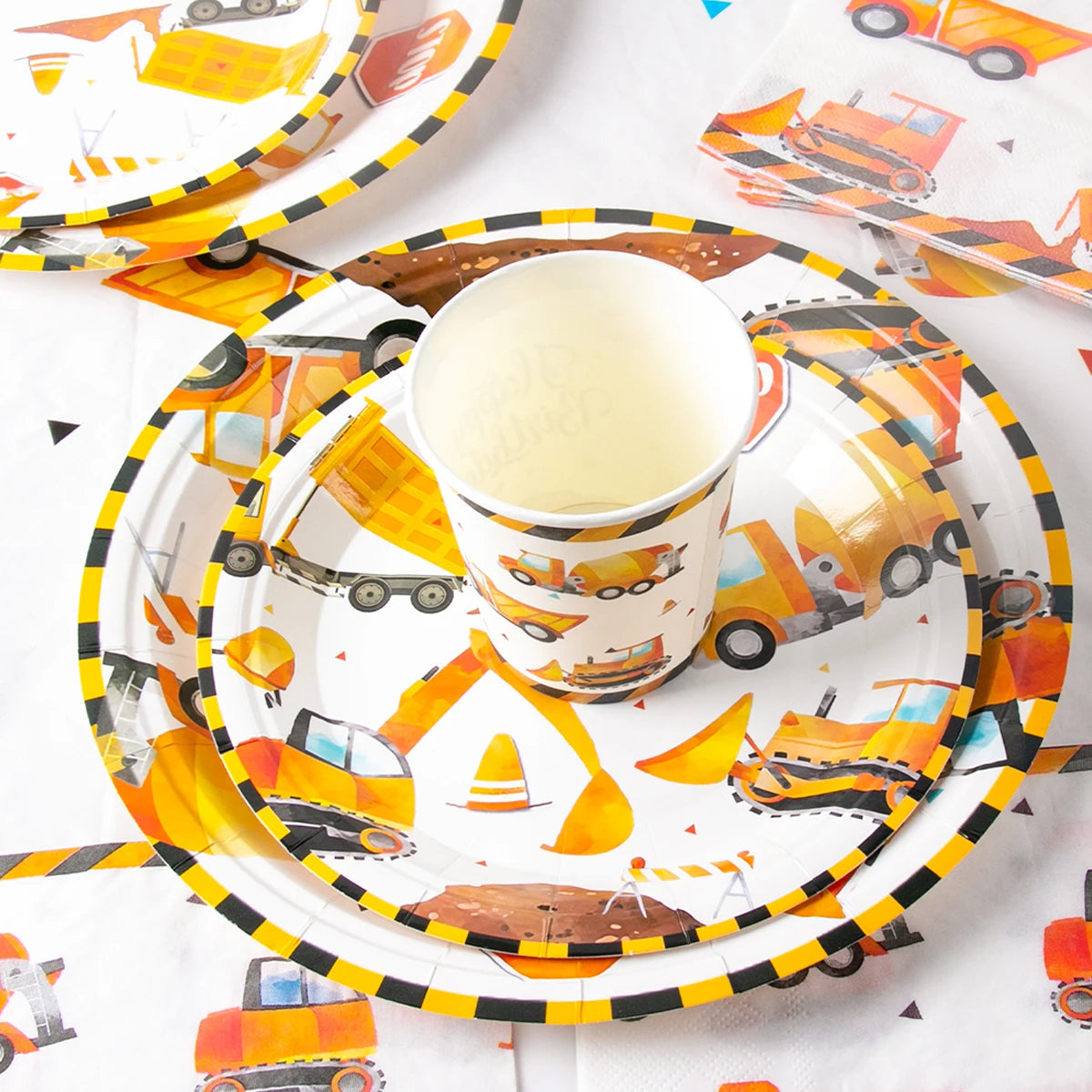 Construction Birthday Party Supplies Tractor Excavator Paper Plate Cup Birthday Banner Truck Latex Balloons For Child's Birthday