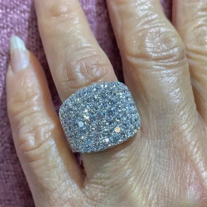 Bling Bling Crystal Cubic Zirconia Rings Gorgeous Wedding Band Accessories for Women Luxury Silver Color Female Jewelry