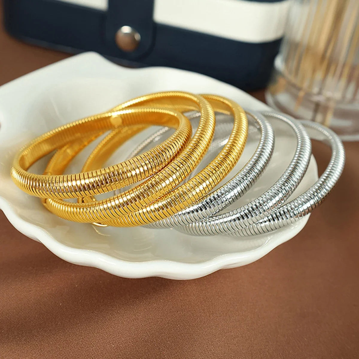 Stainless Steel Texture Flex Snake Chain Cuff Bracelet 18k Gold Plated Wide Bracelet Bangle Fashion Jewelry Women Gifts