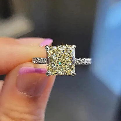 Exquisite Square Yellow CZ Finger Ring for Women Temperament Elegant Wedding Band Accessories Chic Gift Statement Jewelry