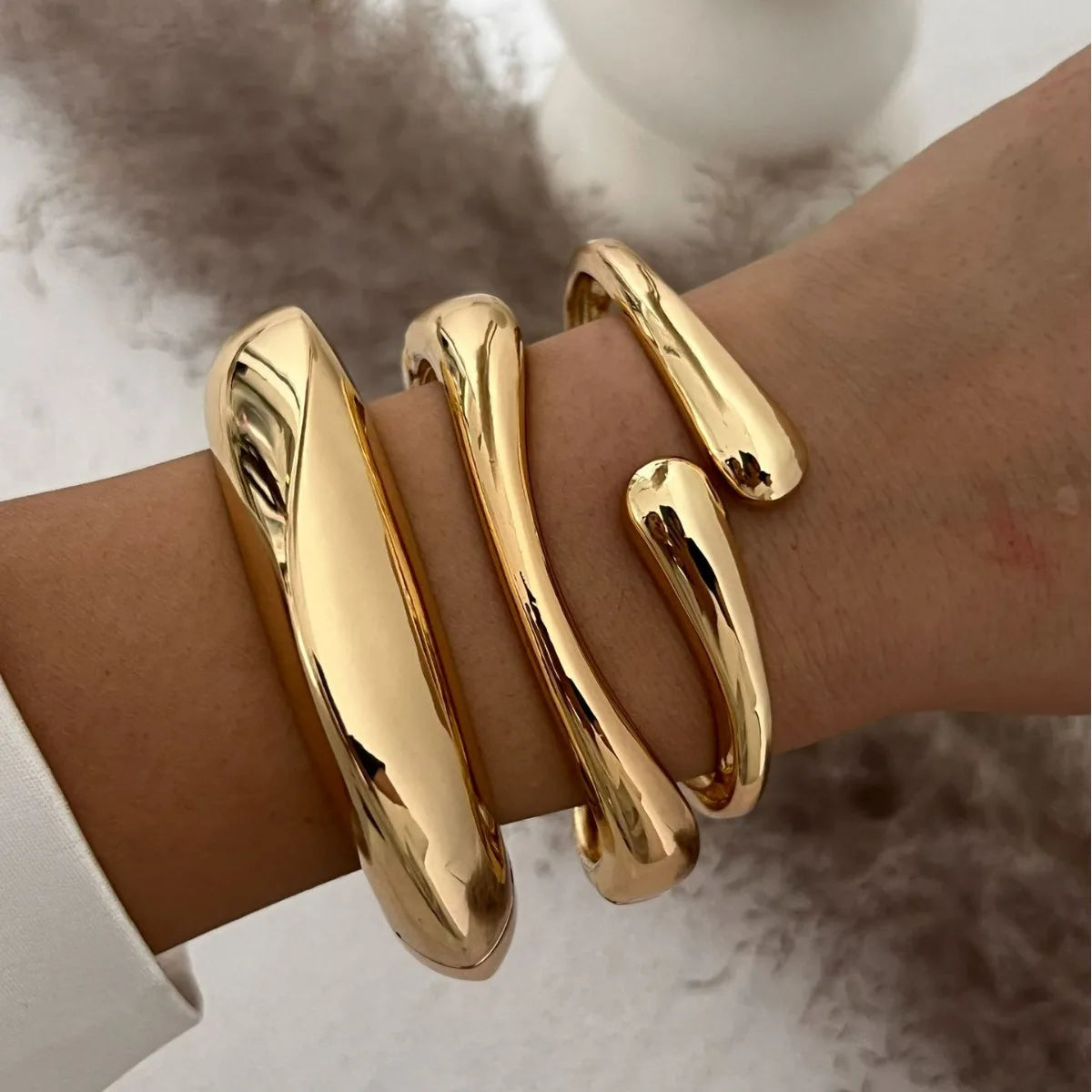 DIEZI 3 Styles Vintage Hip Hop Metal Cuff Bangles Punk Gold Silver Color Geometric Spring Bangles For Women Bracelet Men Jewelry