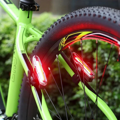Bicycle Tail Light USB Rechargeable Bike Taillight Solar Power Long Endurance Cycling Rear Lamp Bright Mtb Warning Flashlight