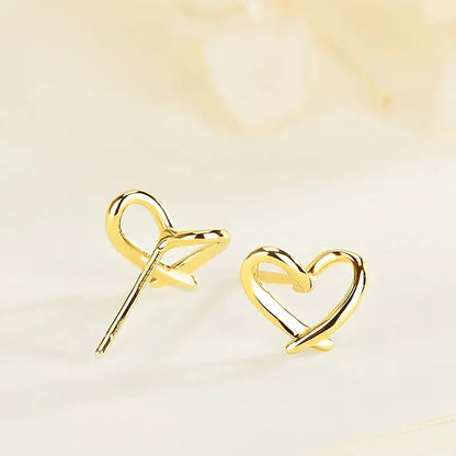 Minimalist Heart Shaped Stud Earrings for Women Glossy Neat Fresh Teens Ear Accessories Charms Daily Wear Party Jewelry