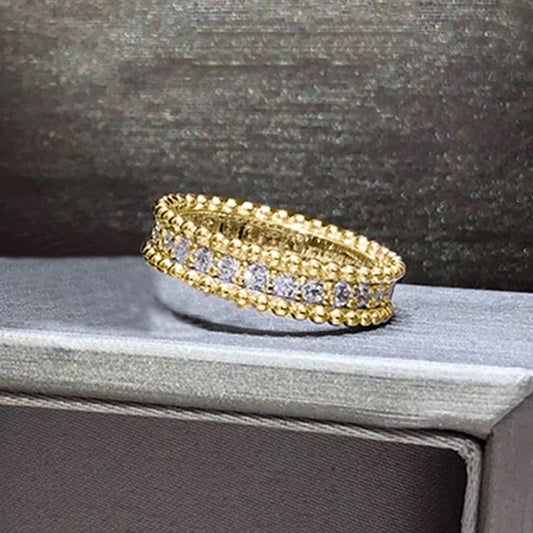 Trendy Simple Rings for Lady Shiny Single Row Cubic Zirconia Exquisite Finger Accessories Attractive Charms Party Jewelry