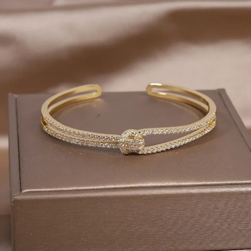 2024 French new design fashion jewelry two-color plated zircon letter X opening bracelet elegant women's daily work accessories