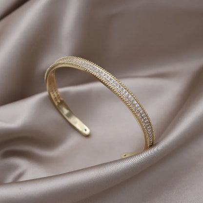 2024 French new design fashion jewelry two-color plated zircon letter X opening bracelet elegant women's daily work accessories