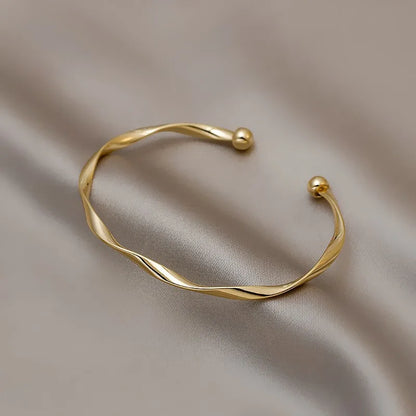 Retro Cuff Bracelet Opening Bangles for Women Minimalism Twisted Bracelets Wristband Jewelry Mom Wife Girls Birthday Gifts ﻿
