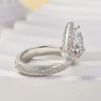 Trendy Luxury Pear Shaped Cubic Zircon Crystal Rings for Women Gorgeous Engagement Wedding Band Accessories Bling Jewelry