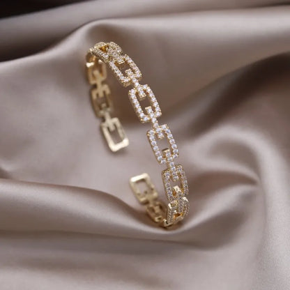 2024 French new design fashion jewelry two-color plated zircon letter X opening bracelet elegant women's daily work accessories